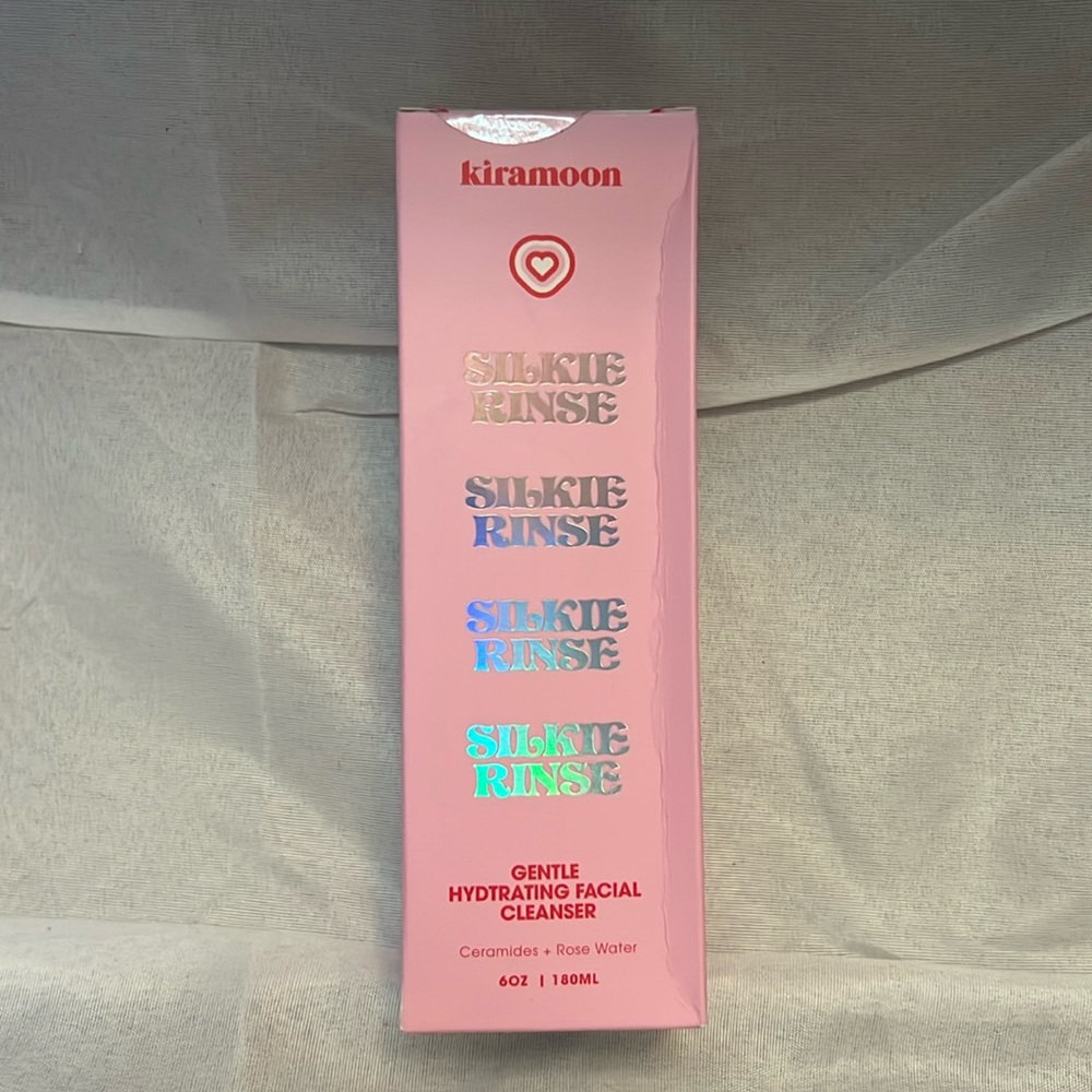 Kiramoon gentle hydrating facial cleanser